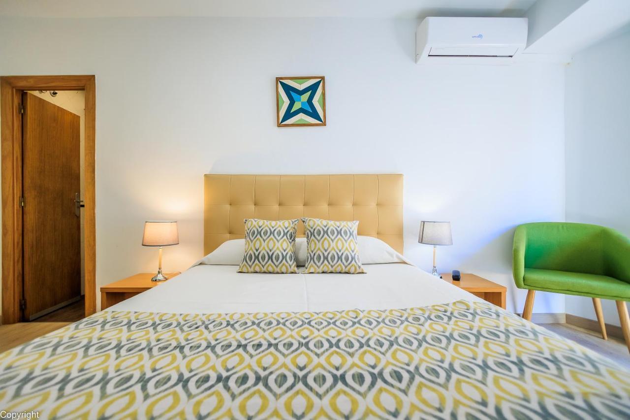 Hotel Madrid Torrevieja Bagian luar foto