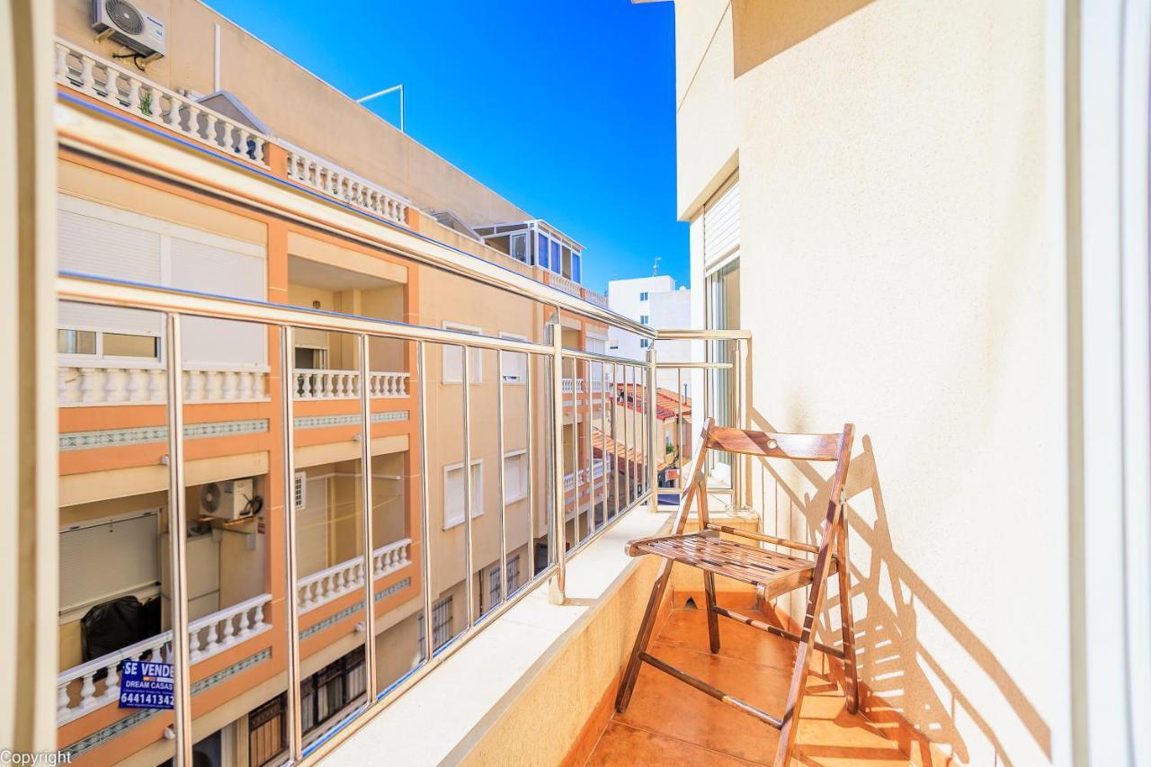 Hotel Madrid Torrevieja Bagian luar foto
