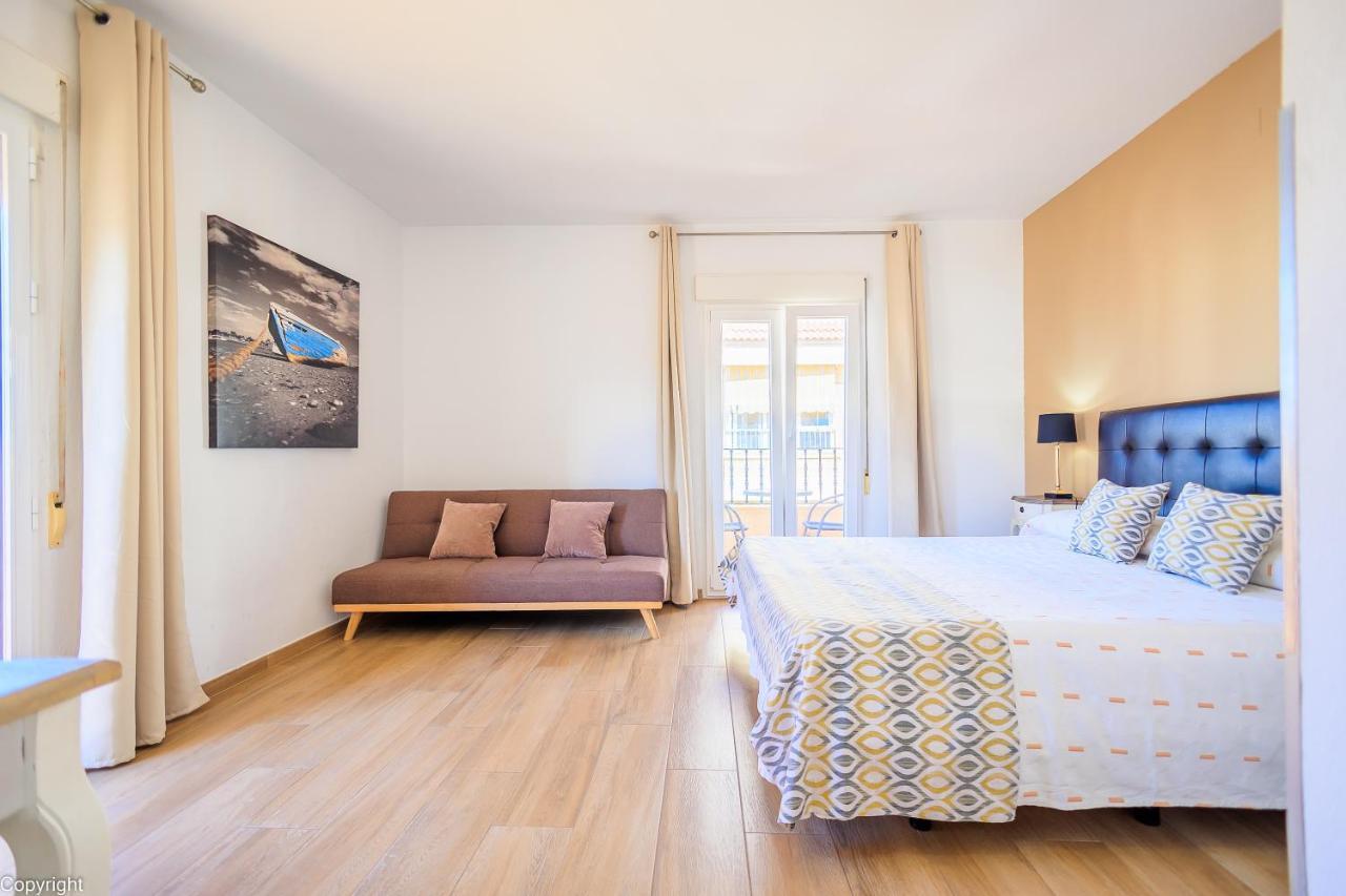 Hotel Madrid Torrevieja Bagian luar foto