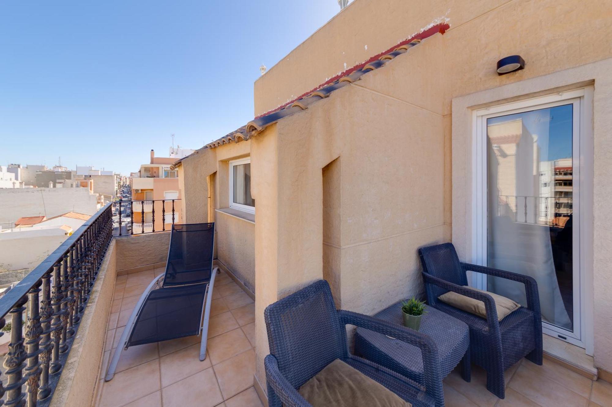 Hotel Madrid Torrevieja Bagian luar foto